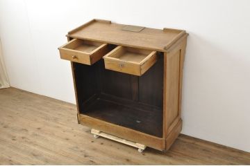 イギリスアンティーク オーク材 使い込まれた木の味わいが楽しめる教台(教壇、説教台、カウンターテーブル)(R-052981)