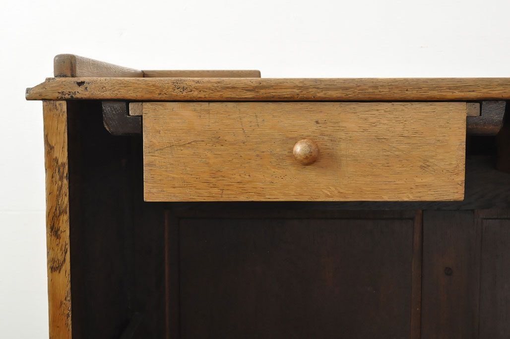 イギリスアンティーク オーク材 使い込まれた木の味わいが楽しめる教台(教壇、説教台、カウンターテーブル)(R-052981)