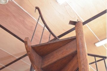 フランスアンティーク　激レア!!　オーク材・アイアン製　優雅な雰囲気、開放感ある空間を演出してくれる希少な螺旋階段(らせん階段)(R-052984)