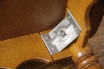 中古　カリモク家具(karimoku)　コンパクトなサイズ感が魅力的なセンターテーブル(ローテーブル、サイドテーブル)(R-052989)