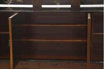中古　美品　輪島塗り　最高級　総漆塗り　立体的な高蒔絵が美しい収納棚(定価約450万円)(戸棚、飾り棚、引き出し)(R-052990)