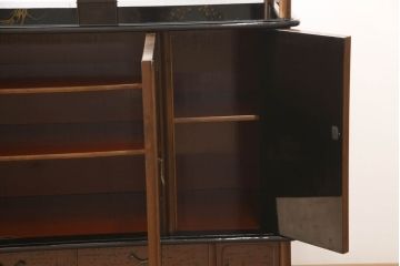 中古　美品　輪島塗り　最高級　総漆塗り　立体的な高蒔絵が美しい収納棚(定価約450万円)(戸棚、飾り棚、引き出し)(R-052990)