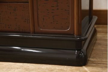 中古　美品　輪島塗り　最高級　総漆塗り　立体的な高蒔絵が美しい収納棚(定価約450万円)(戸棚、飾り棚、引き出し)(R-052990)