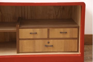 和製アンティーク　レーザー組子入り　お部屋のアクセントになる朱塗りのテレビ台(テレビボード、ローボード、収納棚)(R-052994)