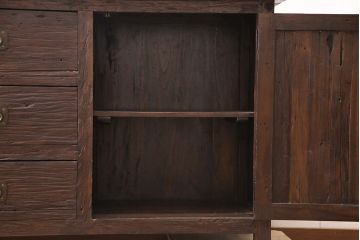 中古　海外輸入家具　展示品　美品　木の風合いが味わい深い総無垢材製のカウンターテーブル(サイドキャビネット、サイドボード、収納棚、リビングボード)(R-052995)