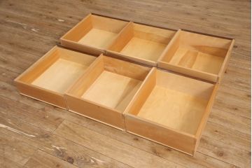 中古　美品　松本民芸家具　シンプルな作りで合わせやすいD型小物整理箪笥(定価約23万円)(縦型チェスト、引き出し、収納タンス)(R-052997)