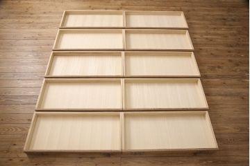 中古　桐里工房製　引き出したっぷり!着物収納に便利な総桐箪笥(桐たんす、小袖タンス、和タンス)(定価約65万円)(R-052998)
