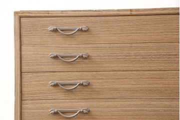 中古　桐里工房製　引き出したっぷり!着物収納に便利な総桐箪笥(桐たんす、小袖タンス、和タンス)(定価約65万円)(R-052998)