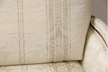 中古　美品　DREXEL HERITAGE(ドレクセルヘリテイジ)　クラシカルな佇まいが目を引く1人掛けソファ+オットマンセット(定価約80万円)(アームチェア、一人掛けソファ)(R-052999)