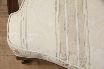 中古　美品　DREXEL HERITAGE(ドレクセルヘリテイジ)　クラシカルな佇まいが目を引く1人掛けソファ+オットマンセット(定価約80万円)(アームチェア、一人掛けソファ)(R-052999)
