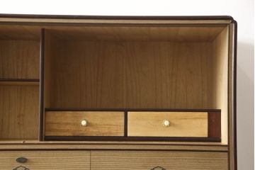 中古　美品　モダンなデザインが目を引く桐箪笥風和タンス(衣装箪笥、着物箪笥)(R-053002)