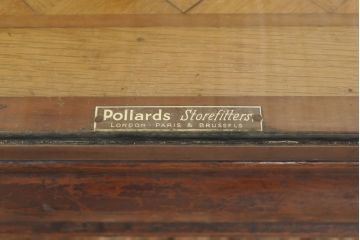 フランスアンティーク　Pollards　Storefitters　真鍮フレーム　パーケットデザインが上品なアクセントになるガラスケース(ショーケース、カウンターテーブル、陳列棚、飾り棚)(R-053009)