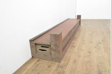 和製アンティーク　ケヤキ材・ヒノキ材・側面には黒柿材使用　木の味わいを存分に楽しめる横長置き床(ローボード、飾り棚、置床)(R-053012)
