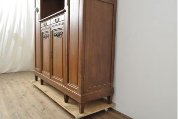 フランスアンティーク　マホガニー材　凛とした佇まいがお部屋の気品を高める上質なキャビネット(収納棚、戸棚、キャビネット)(R-053022)