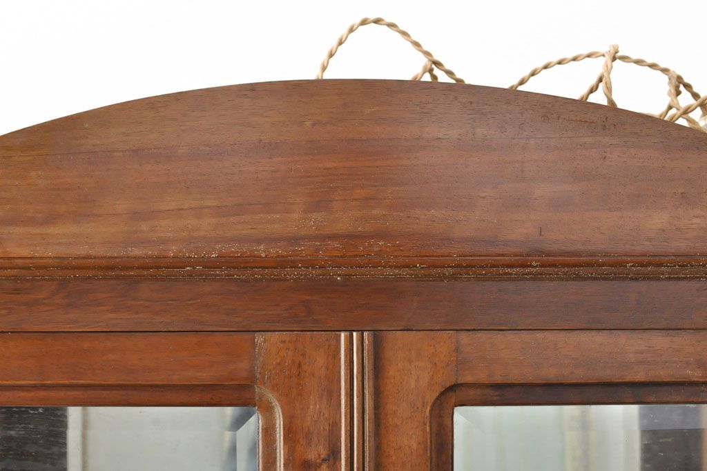 フランスアンティーク　マホガニー材　凛とした佇まいがお部屋の気品を高める上質なキャビネット(収納棚、戸棚、キャビネット)(R-053022)