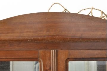 フランスアンティーク　マホガニー材　凛とした佇まいがお部屋の気品を高める上質なキャビネット(収納棚、戸棚、キャビネット)(R-053022)