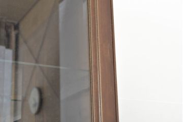 フランスアンティーク　マホガニー材　凛とした佇まいがお部屋の気品を高める上質なキャビネット(収納棚、戸棚、キャビネット)(R-053022)