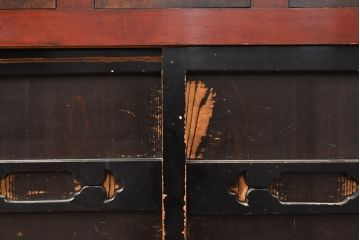 和製アンティーク　和モダンなお部屋にぴったりのツートンカラーが目を引く重ね水屋箪笥・下段(収納棚、戸棚、食器棚、サイドボード)(R-053025)