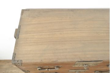 和製アンティーク　最上級　総桐材　五丁引き　立派な金具が目を引く上手物の関東衣装箪笥(和たんす、桐たんす、桐箪笥、重ね箪笥)(R-053028)