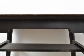ビンテージ家具　松本民芸家具　和・洋どちらの空間にも取り入れやすい棚付きダイニングテーブル(食卓、2人掛け、ヴィンテージ)(R-053029)