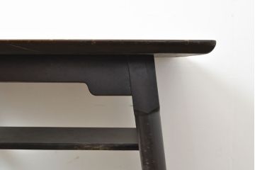 ビンテージ家具　松本民芸家具　和・洋どちらの空間にも取り入れやすい棚付きダイニングテーブル(食卓、2人掛け、ヴィンテージ)(R-053029)