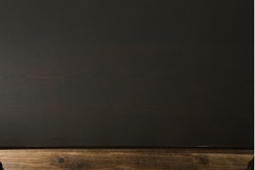 ビンテージ家具　松本民芸家具　落ち着きのある佇まいが大人空間を演出してくれる棚付きダイニングテーブル(食卓、2人掛け、4人掛け、ヴィンテージ)(R-053031)