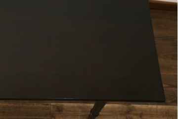 ビンテージ家具　松本民芸家具　落ち着きのある佇まいが大人空間を演出してくれる棚付きダイニングテーブル(食卓、2人掛け、4人掛け、ヴィンテージ)(R-053031)