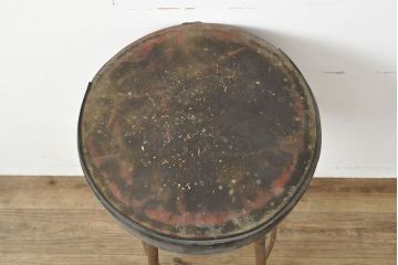 和製アンティーク　インダストリアルな空間づくりにおすすめのスツール(丸椅子)(R-053040)