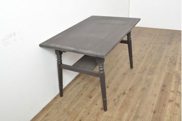 ビンテージ家具　松本民芸家具　上品な佇まいが大人空間を演出する棚付きダイニングテーブル(食卓、2人掛け、4人掛け、ヴィンテージ)(R-053046)