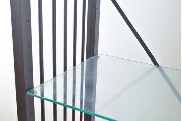 中古　ガラス棚とアイアンの組み合わせがクールでかっこいいアイアンラック(飾り棚、シェルフ、オープンラック、収納棚)(R-053052)