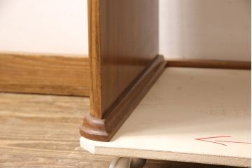 イギリスアンティーク　バーチ材　シンプルなデザインが目を引くドレッサー+チェアセット(鏡台、ミラー、椅子)(R-053069)