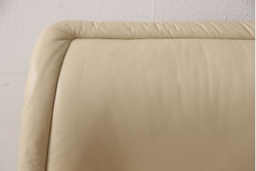 中古　超美品　EKORNES(エコーネス)　本革　ロイヤルシリーズ　オットマン付き　ストレスレスチェア(定価約46万円)(リクライニングチェア、アームチェア、椅子)(R-053070)