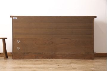 中古　美品　伝統民芸家具　迫力のある杢目が魅力的な岩谷堂箪笥サイドボード(引き出し、収納棚、キャビネット)(R-053080)