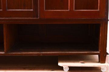 フランスアンティーク　マホガニー材　重厚感ある佇まいが目を引くガラスケース(ショーケース、カウンターテーブル、店舗什器)(R-053085)