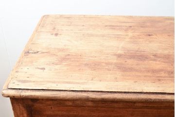 フランスアンティーク　パイン材　味わいのある佇まいが最高の雰囲気を醸し出すカウンターテーブル(サイドボード、キャビネット、引き出し、店舗什器)(R-053087)