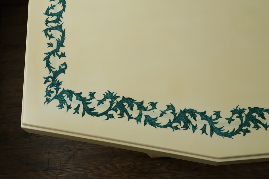 中古　フランス高級家具　八角形の天板が珍しい!お洒落なデザインが魅力の大型ダイニングテーブル　定価約130万円　(R-053090)