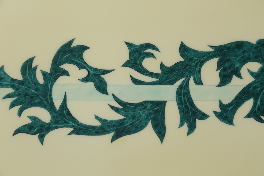 中古　フランス高級家具　八角形の天板が珍しい!お洒落なデザインが魅力の大型ダイニングテーブル　定価約130万円　(R-053090)