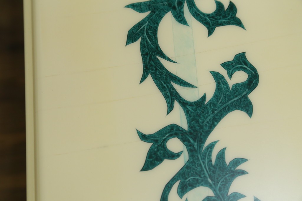 中古　フランス高級家具　八角形の天板が珍しい!お洒落なデザインが魅力の大型ダイニングテーブル　定価約130万円　(R-053090)