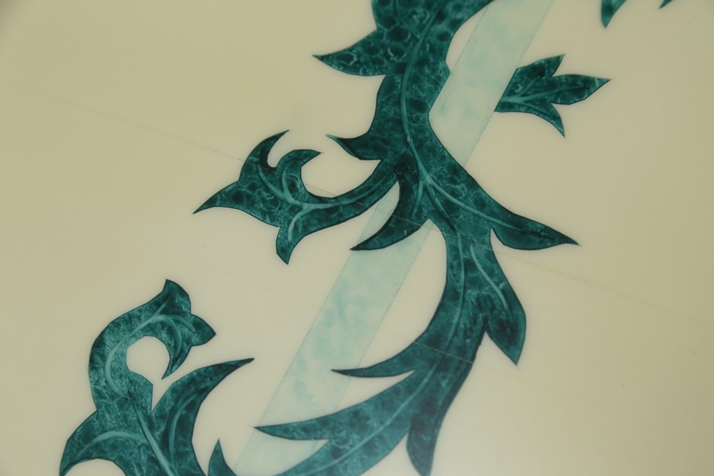 中古　フランス高級家具　八角形の天板が珍しい!お洒落なデザインが魅力の大型ダイニングテーブル　定価約130万円　(R-053090)