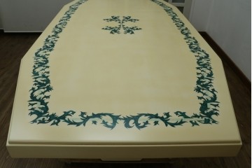 中古　フランス高級家具　八角形の天板が珍しい!お洒落なデザインが魅力の大型ダイニングテーブル　定価約130万円　(R-053090)