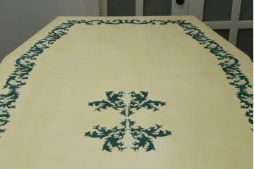 中古　フランス高級家具　八角形の天板が珍しい!お洒落なデザインが魅力の大型ダイニングテーブル　定価約130万円　(R-053090)