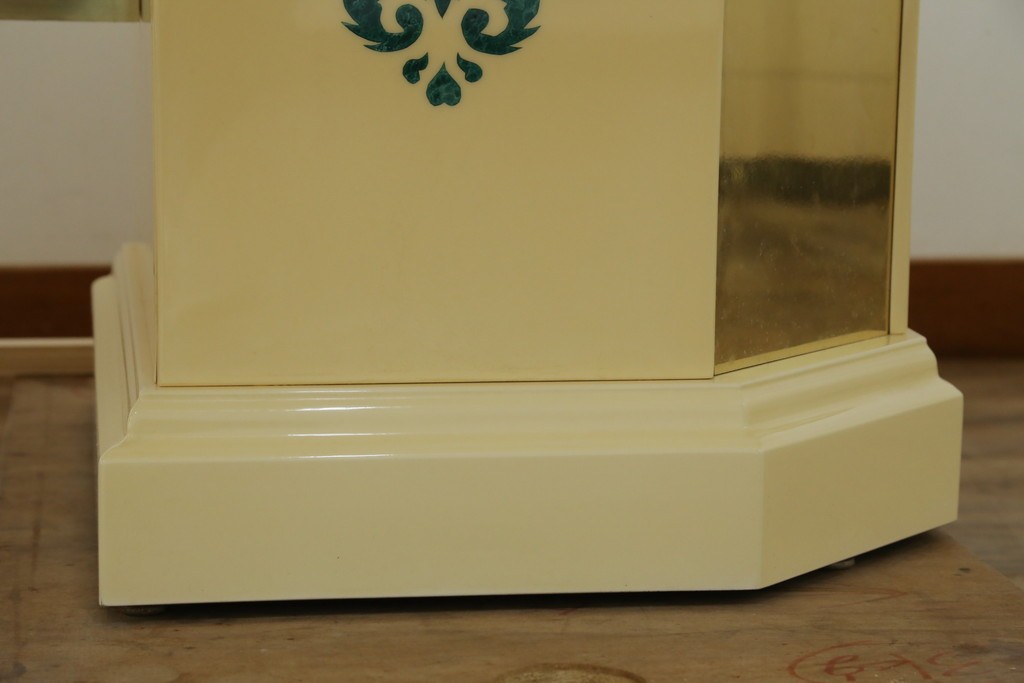 中古　フランス高級家具　八角形の天板が珍しい!お洒落なデザインが魅力の大型ダイニングテーブル　定価約130万円　(R-053090)