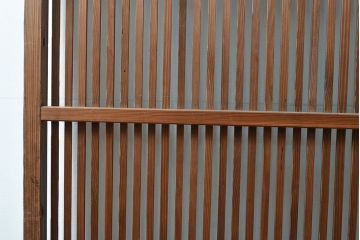アンティーク建具　整然と並ぶ格子の美しさが魅力的な格子戸1枚(引き戸、建具)(R-053097)