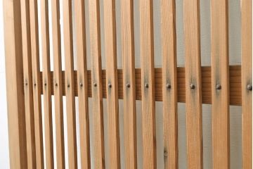 アンティーク建具　整然と並ぶ格子が和の風情を漂わせる格子戸1枚(引き戸、建具)(R-053098)