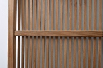 アンティーク建具　整然と並ぶ格子が和の風情を漂わせる格子戸1枚(引き戸、建具)(R-053098)