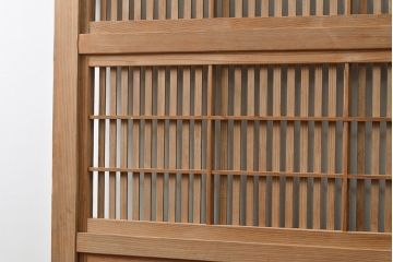 アンティーク建具　情緒溢れる和の空間づくりにおすすめな裏障子付き格子戸1枚(引き戸、建具)(R-053099)