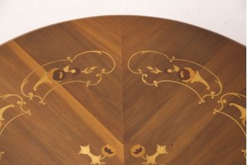 中古　イタリア製　美しい曲線のデザインが魅力的なリフティングテーブル(ダイニングテーブル、ラウンドテーブル)(R-053113)