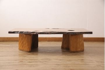 中古　美品　上手物　つまった杢目が美しい小振りな屋久杉座卓(ローテーブル、センターテーブル)(R-053115)