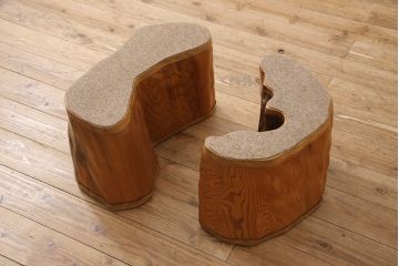 中古　美品　上手物　つまった杢目が美しい小振りな屋久杉座卓(ローテーブル、センターテーブル)(R-053115)