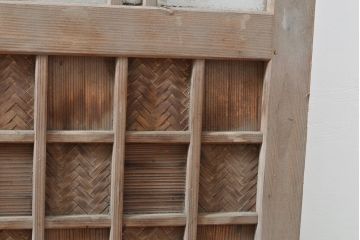 アンティーク建具　ダイヤガラス　枡格子に施された凝った意匠がアクセントになるガラス戸1枚(引き戸、建具)(R-053120)